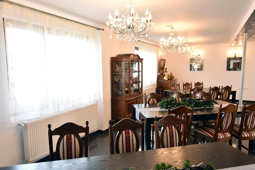 Pensiunea Casa Elena Agnita Luaran gambar